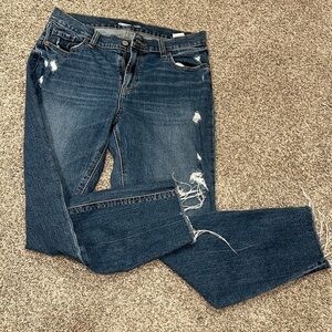 Old navy boyfriend mid rise jean